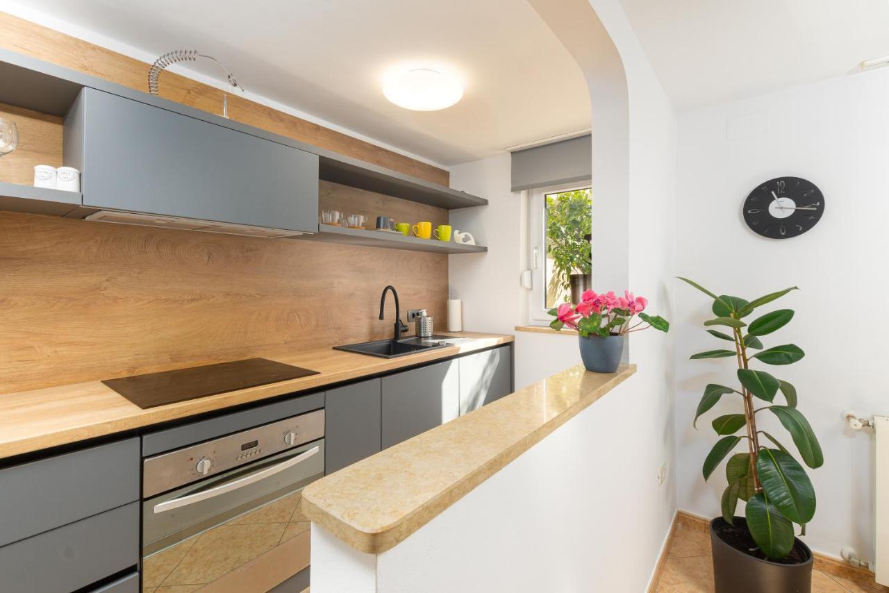 Apartment Dragonja プーラ エクステリア 写真